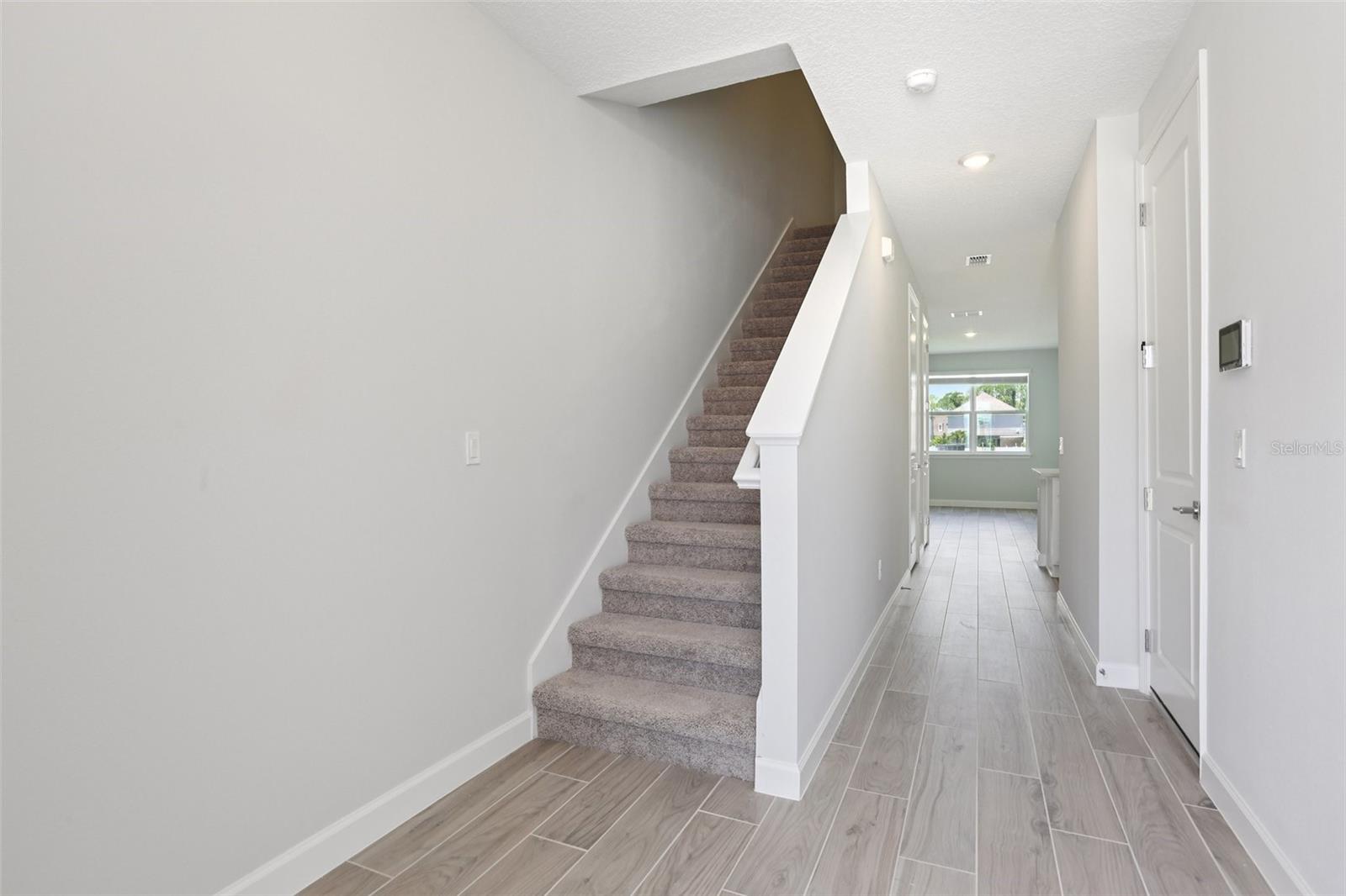 Image 8 of 43 For 7681 Deer Valley Circle