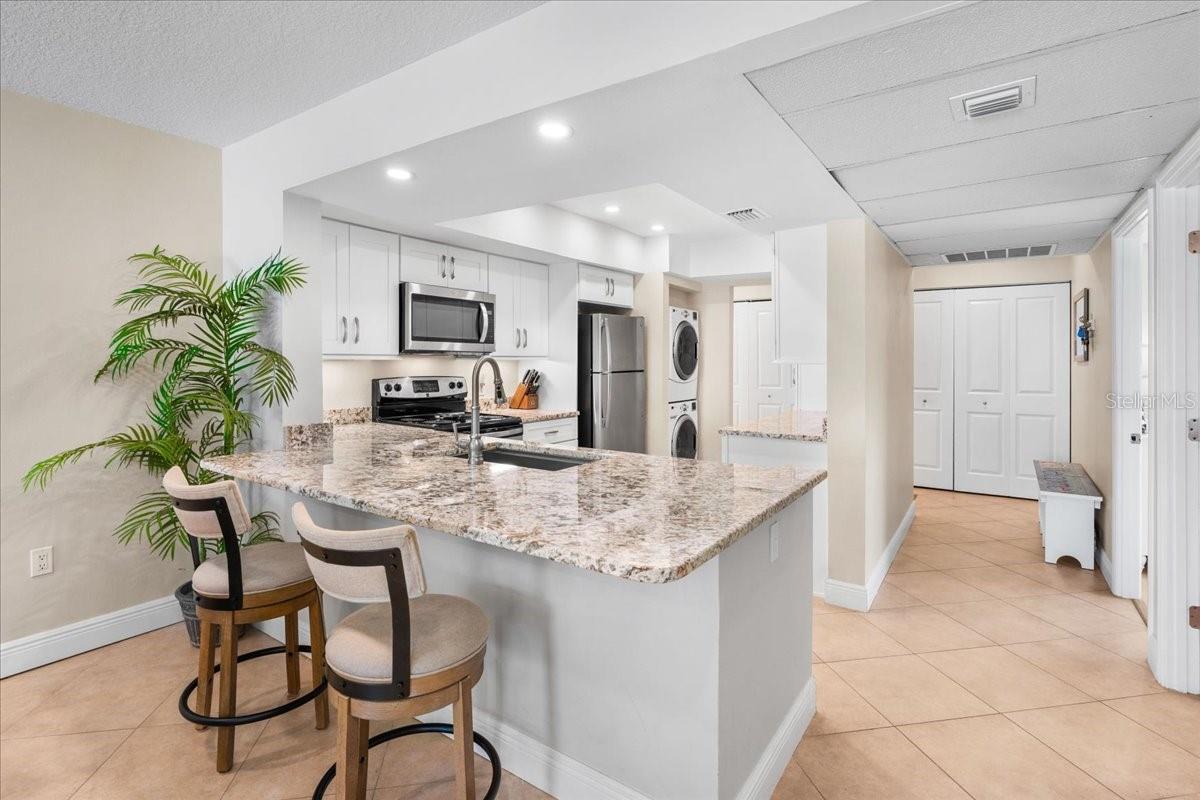 Image 12 of 45 For 13000 Gulf Boulevard 309