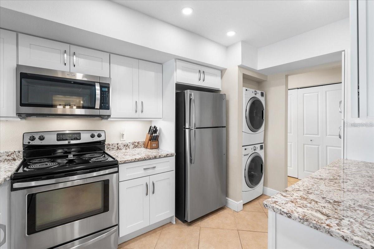 Image 15 of 45 For 13000 Gulf Boulevard 309