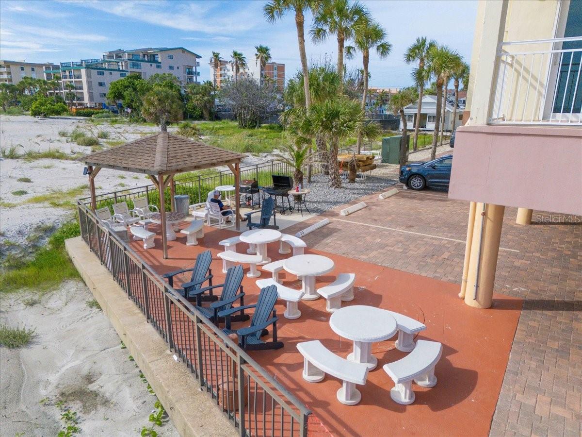 Image 29 of 45 For 13000 Gulf Boulevard 309