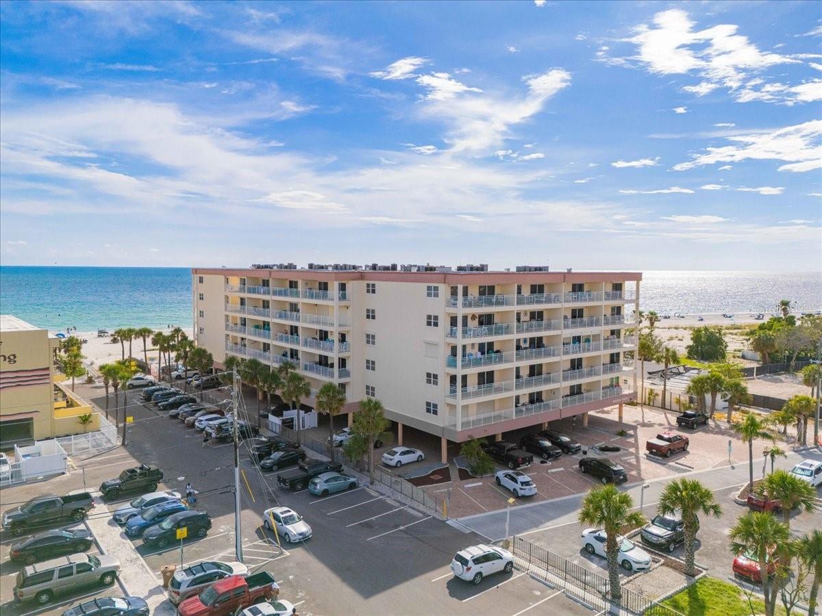 Image 32 of 45 For 13000 Gulf Boulevard 309