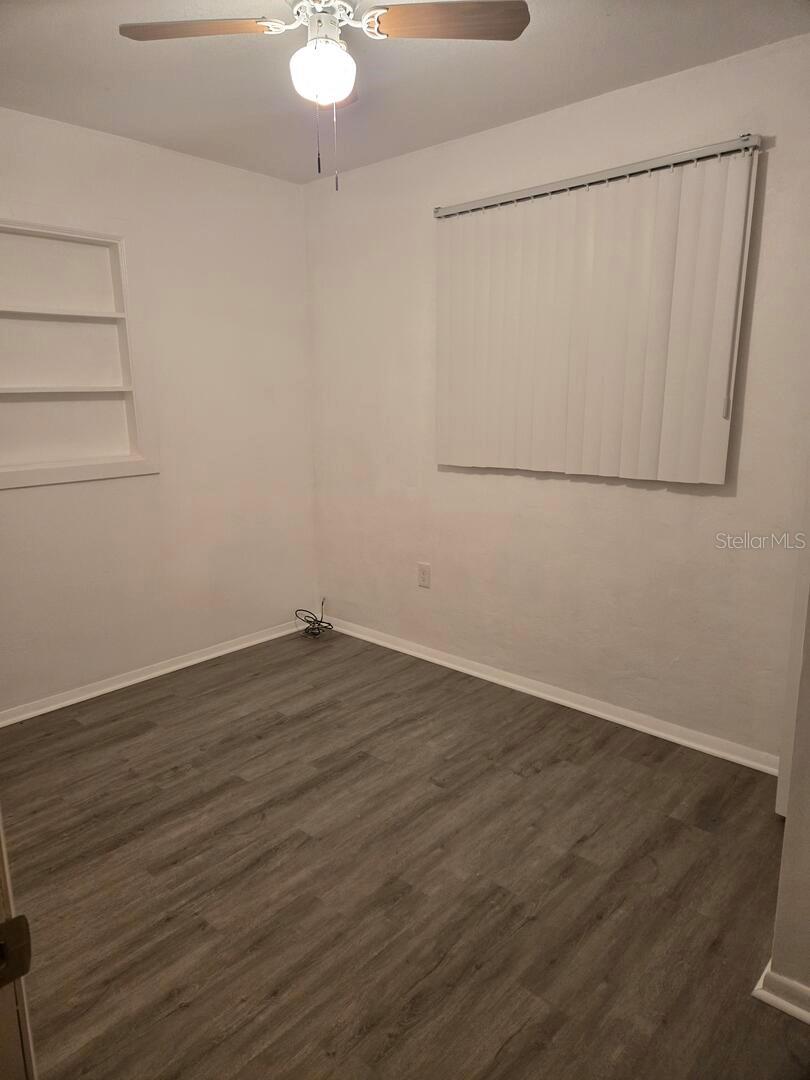 Image 13 of 14 For 13364 Helm Street