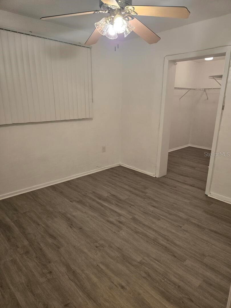 Image 9 of 14 For 13364 Helm Street