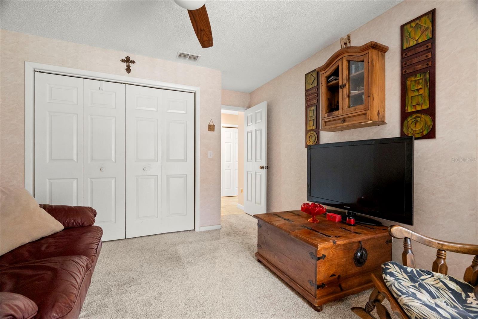 Listing photo id 22 for 4208 Carrollwood Village Drive