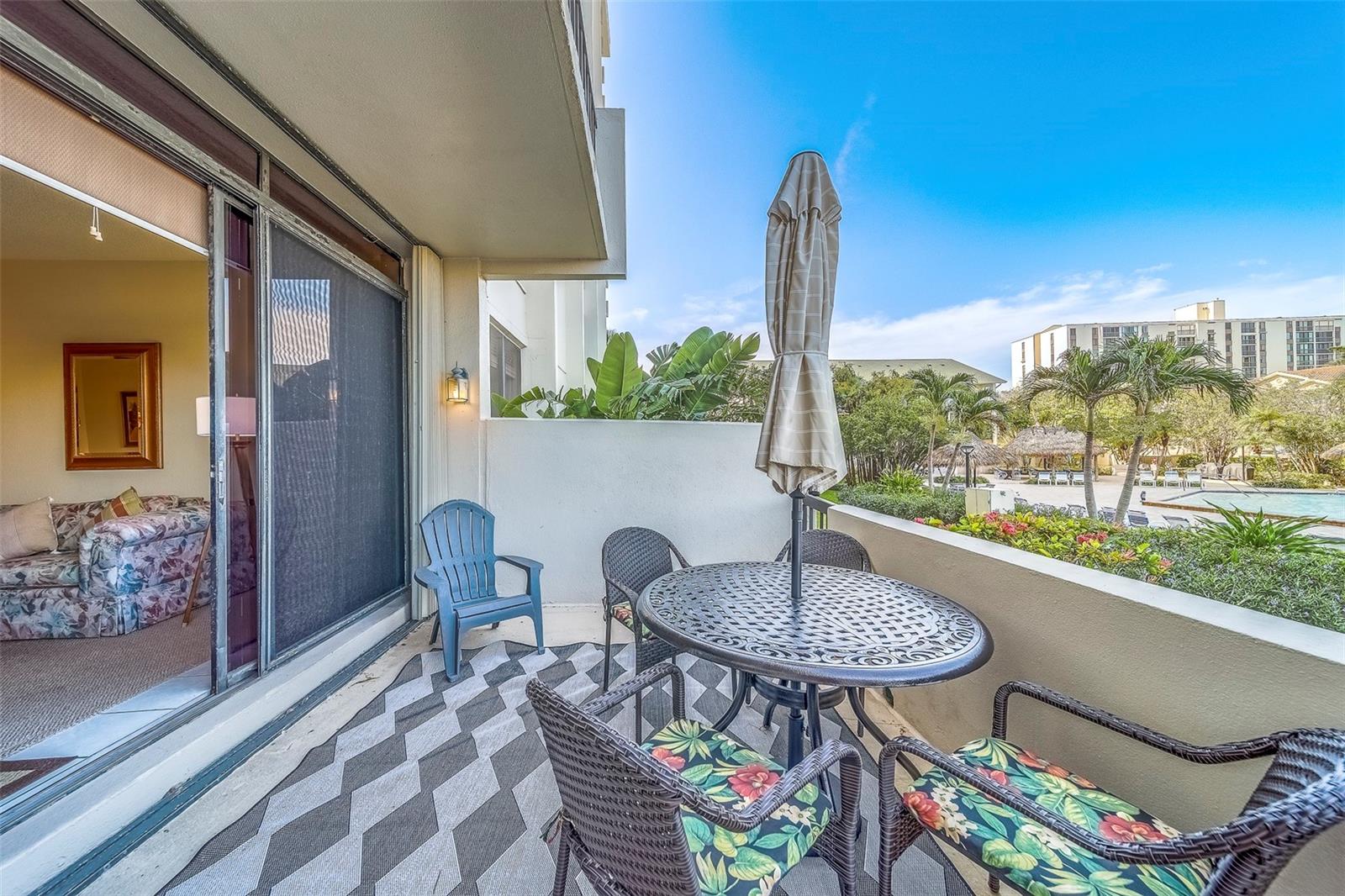 Listing photo id 3 for 400 Island Way 104