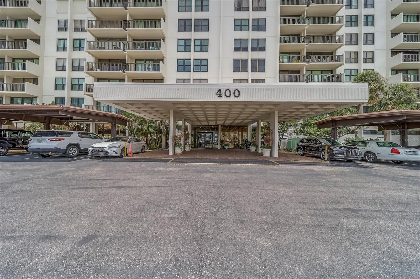 Listing photo id 48 for 400 Island Way 104