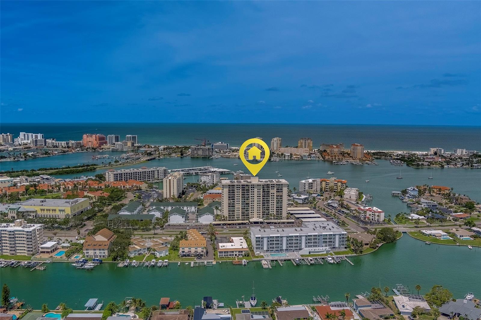 Listing photo id 49 for 400 Island Way 104