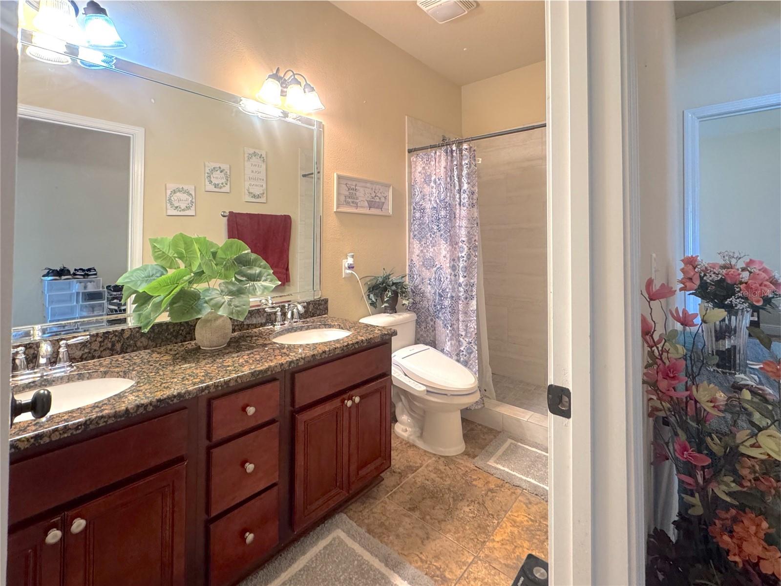 Image 18 of 26 For 223 Paradise Palm Circle