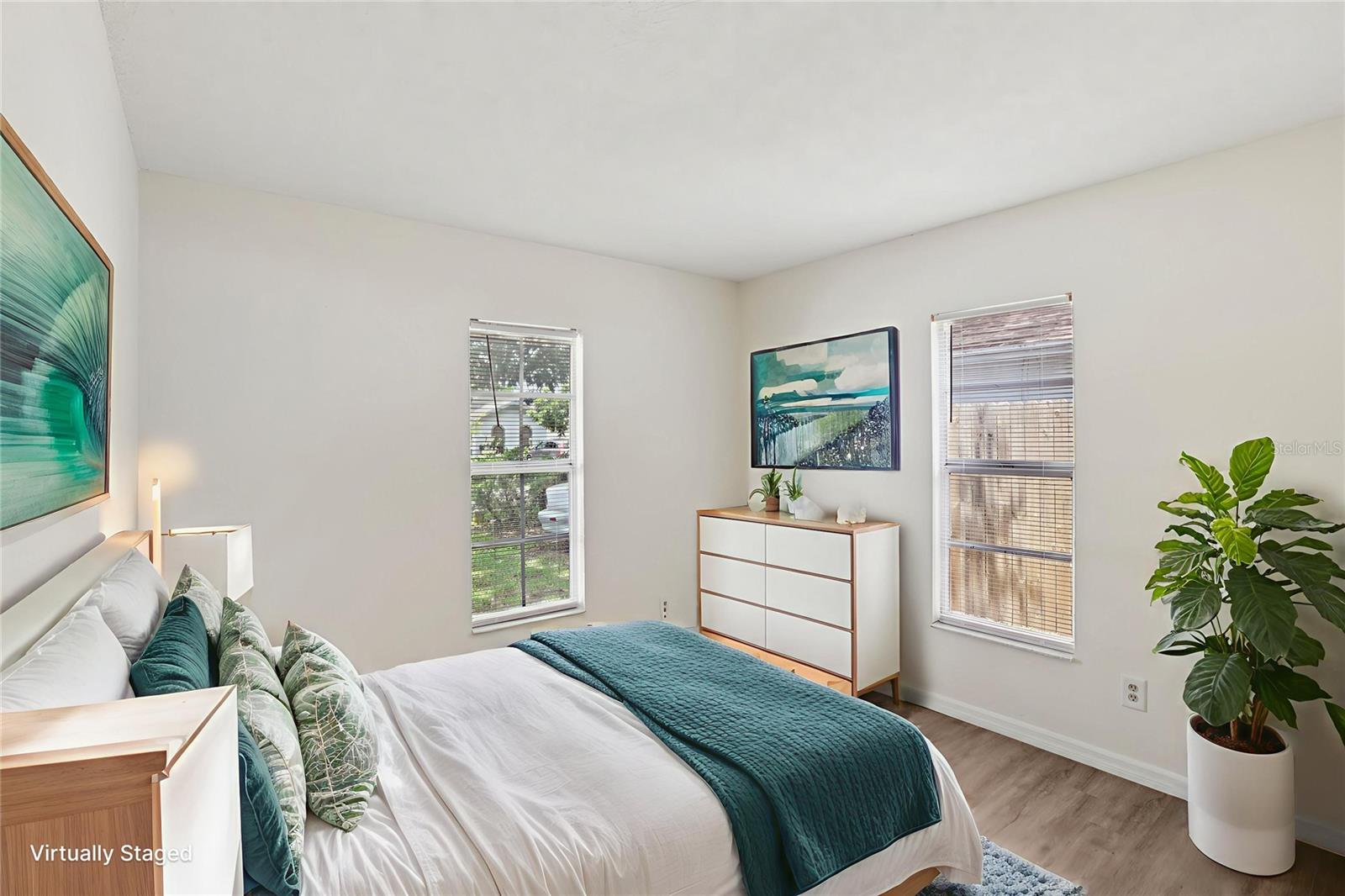 Image 14 of 25 For 5843 Darren Court N