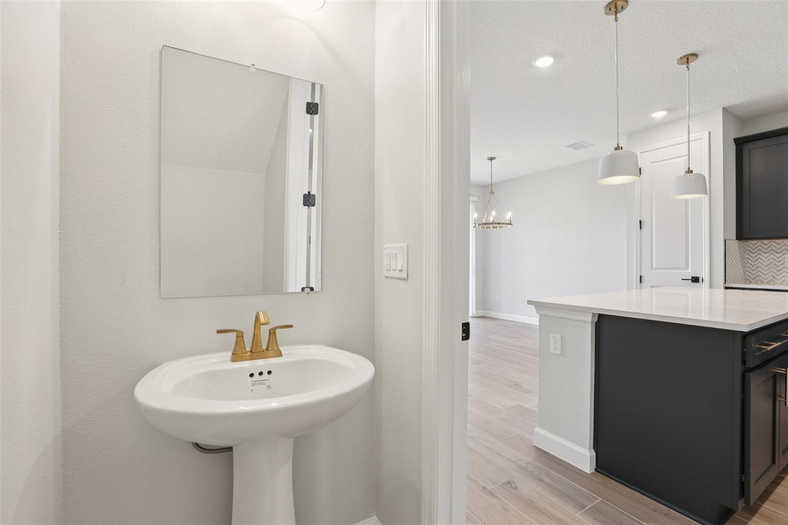 Image 22 of 40 For 7679 Deer Valley Circle