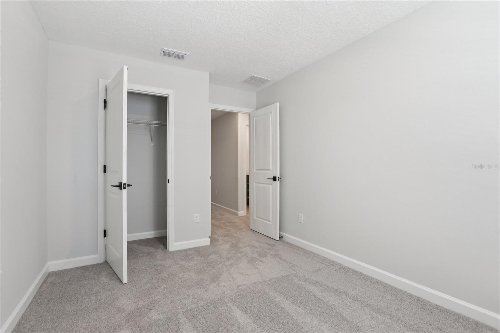 Image 32 of 40 For 7679 Deer Valley Circle