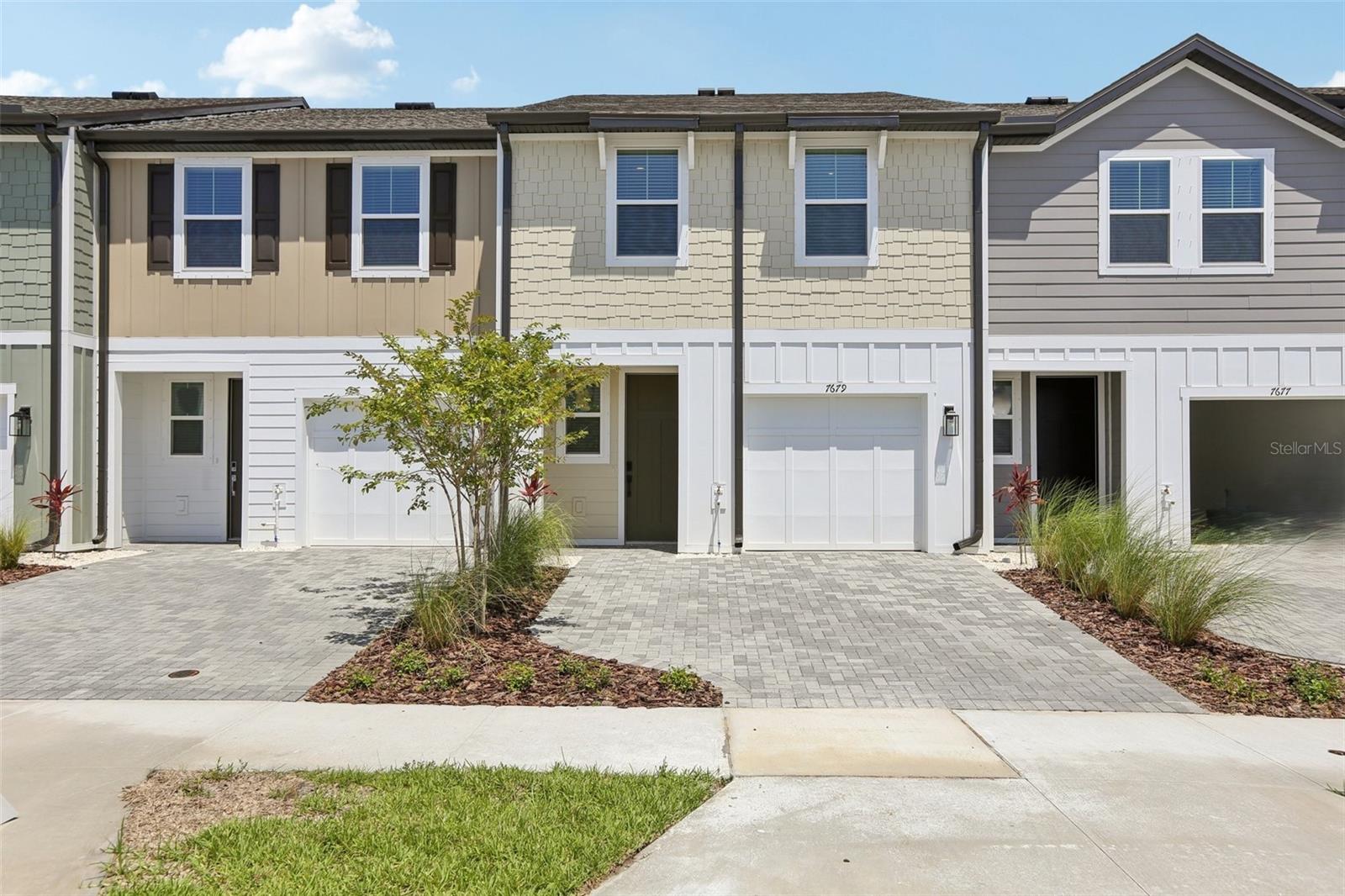 Image 6 of 40 For 7679 Deer Valley Circle