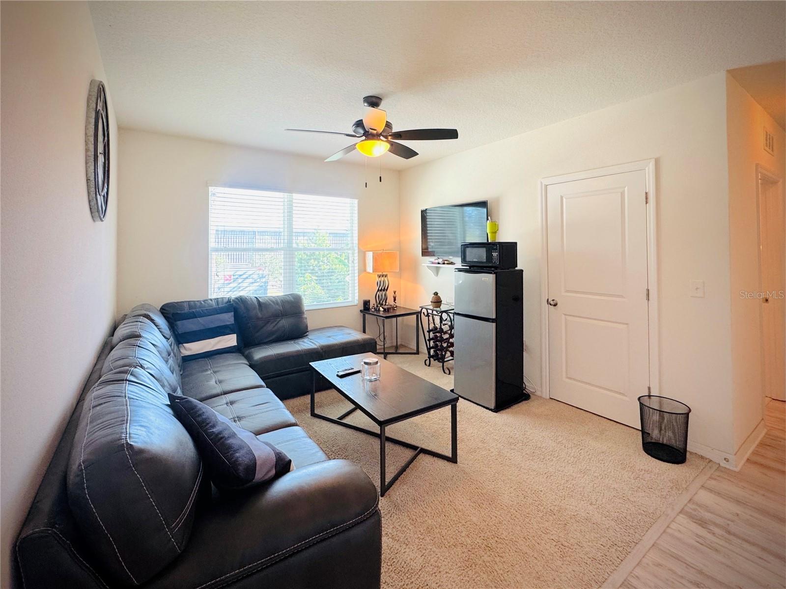 Image 12 of 31 For 9521 Sunstone Boulevard
