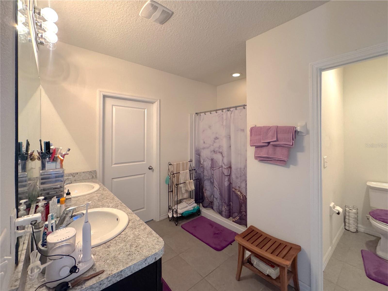Image 16 of 31 For 9521 Sunstone Boulevard