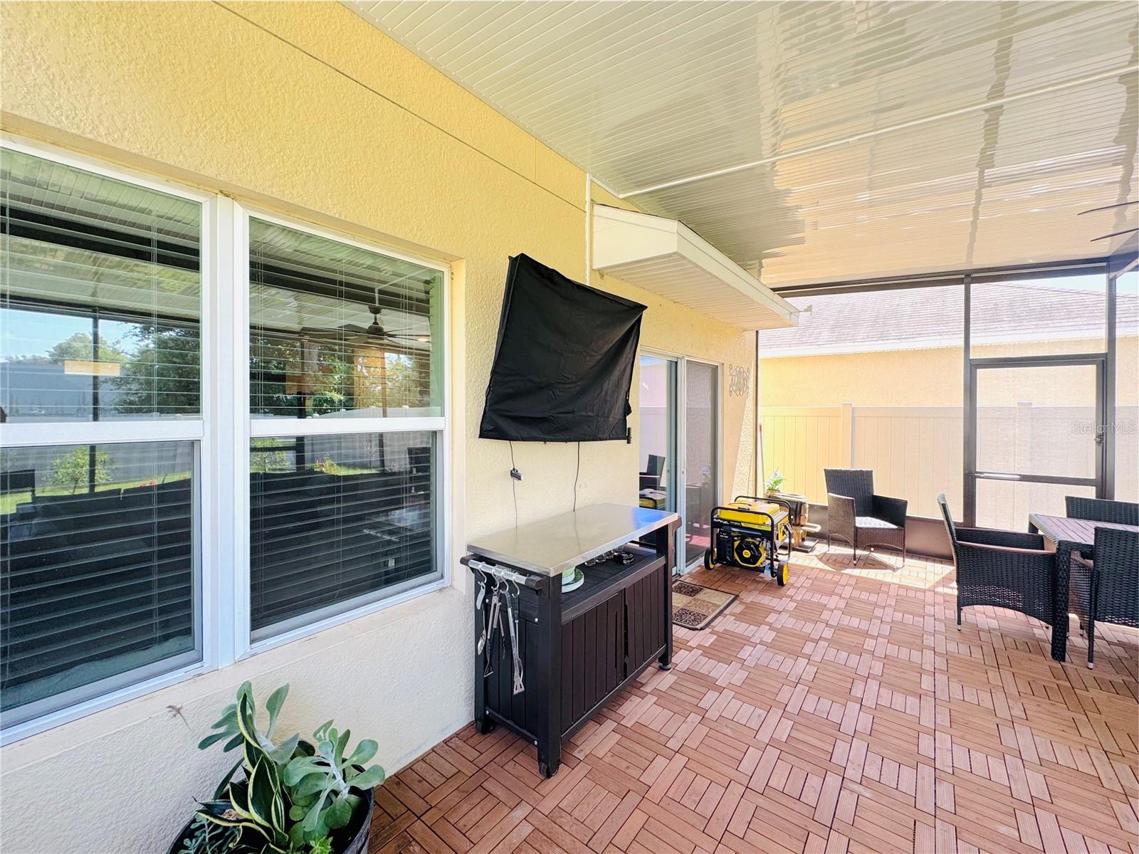 Image 21 of 31 For 9521 Sunstone Boulevard