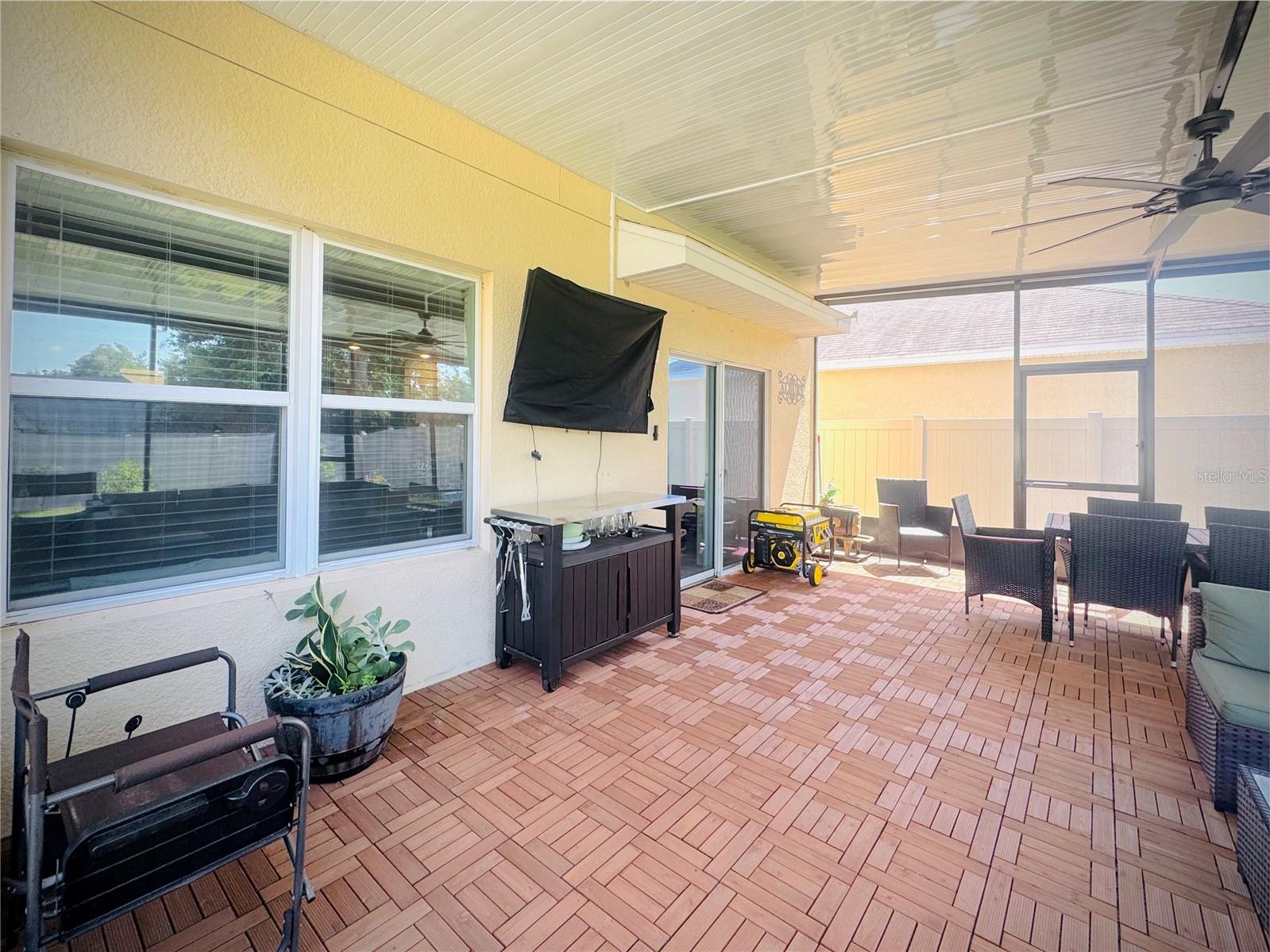 Image 23 of 31 For 9521 Sunstone Boulevard
