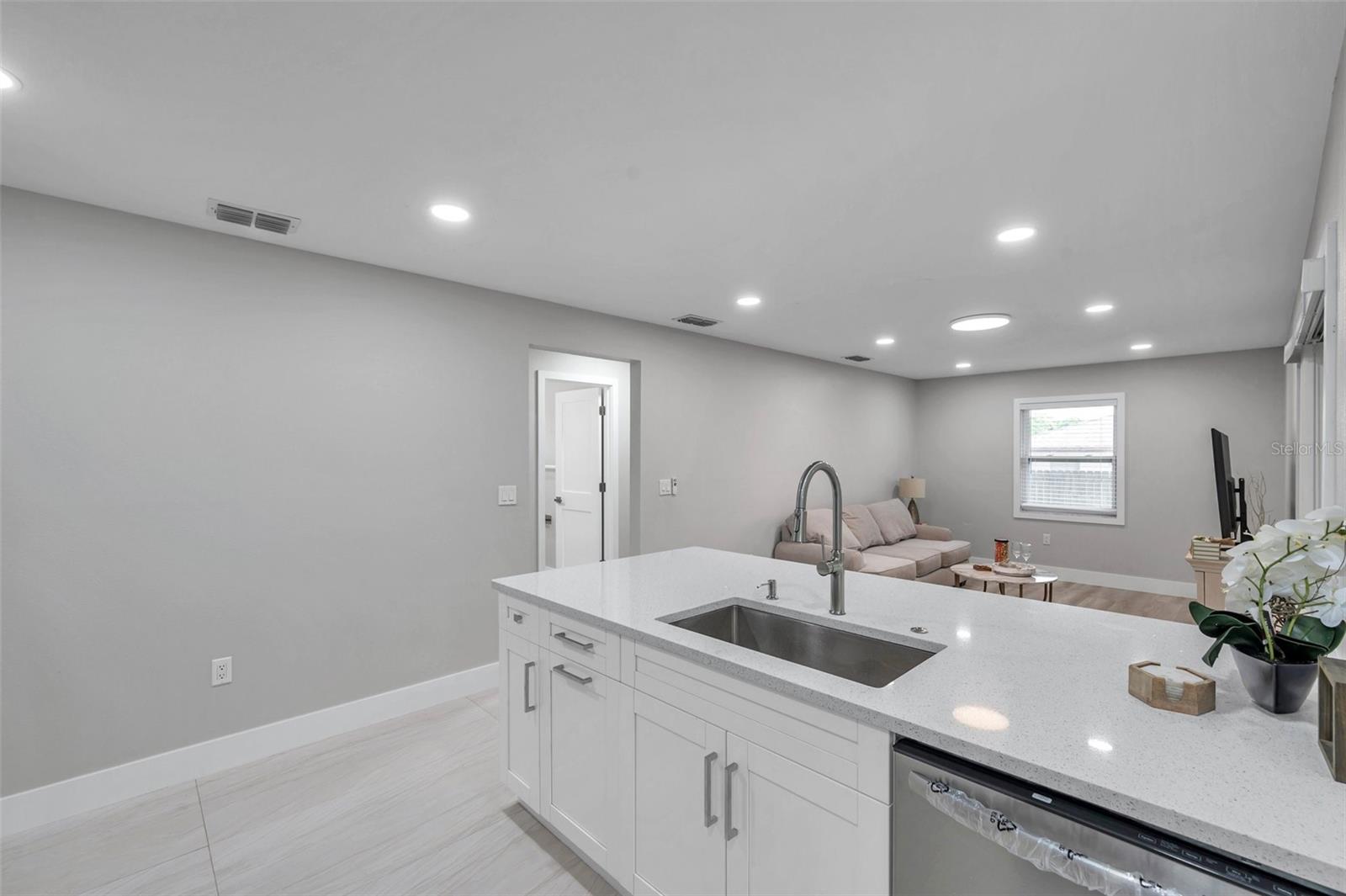 Image 13 of 50 For 2585 Ridge Lane