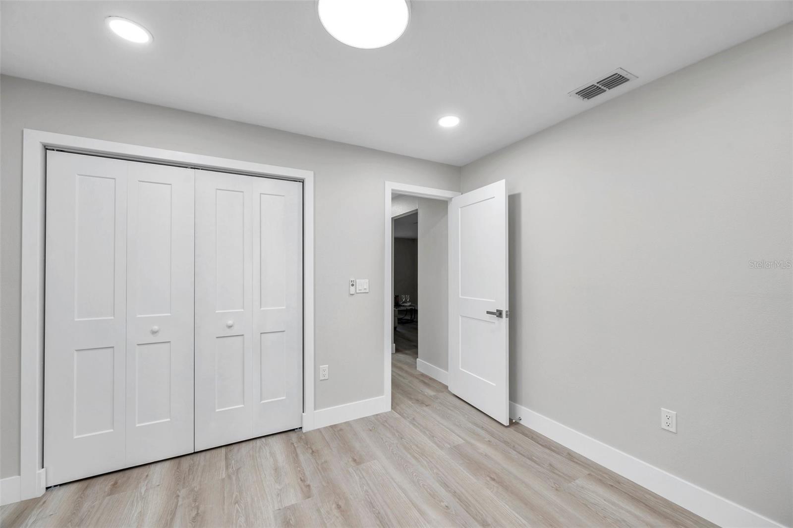 Image 35 of 50 For 2585 Ridge Lane