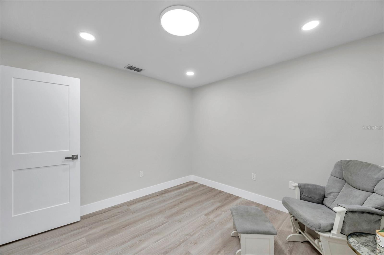 Image 36 of 50 For 2585 Ridge Lane