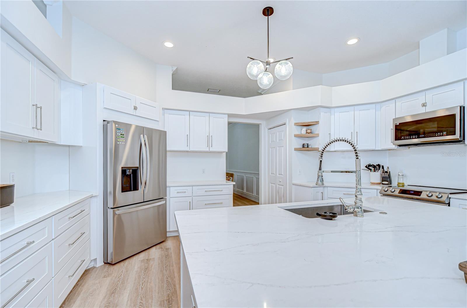 Image 12 of 39 For 3012 Colonial Ridge Drive