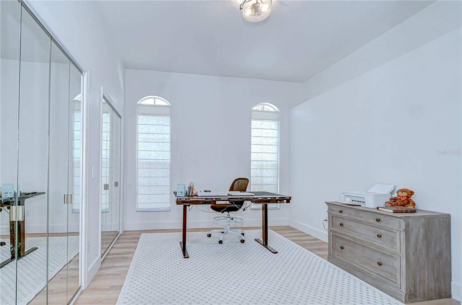 Image 24 of 39 For 3012 Colonial Ridge Drive