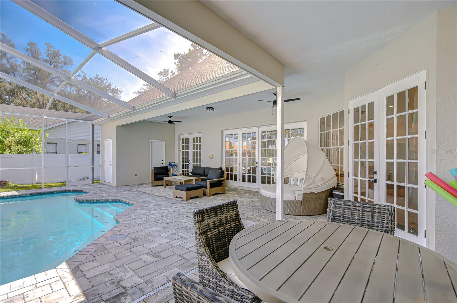 Image 33 of 39 For 3012 Colonial Ridge Drive