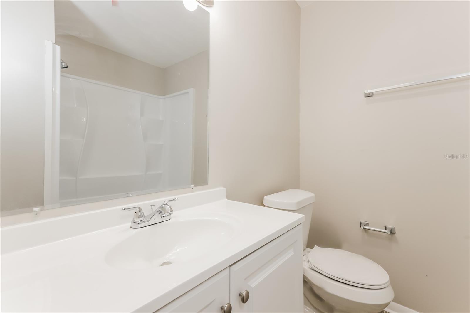 Listing photo id 13 for 215 Cranberry Lane