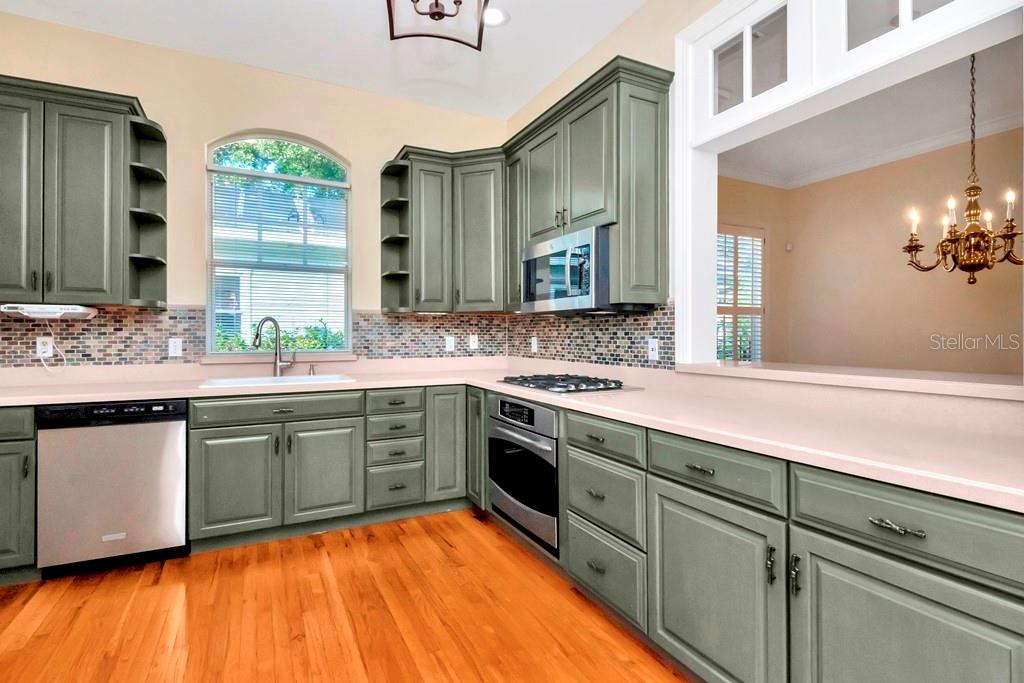 Image 11 of 25 For 2408 Jetton Avenue
