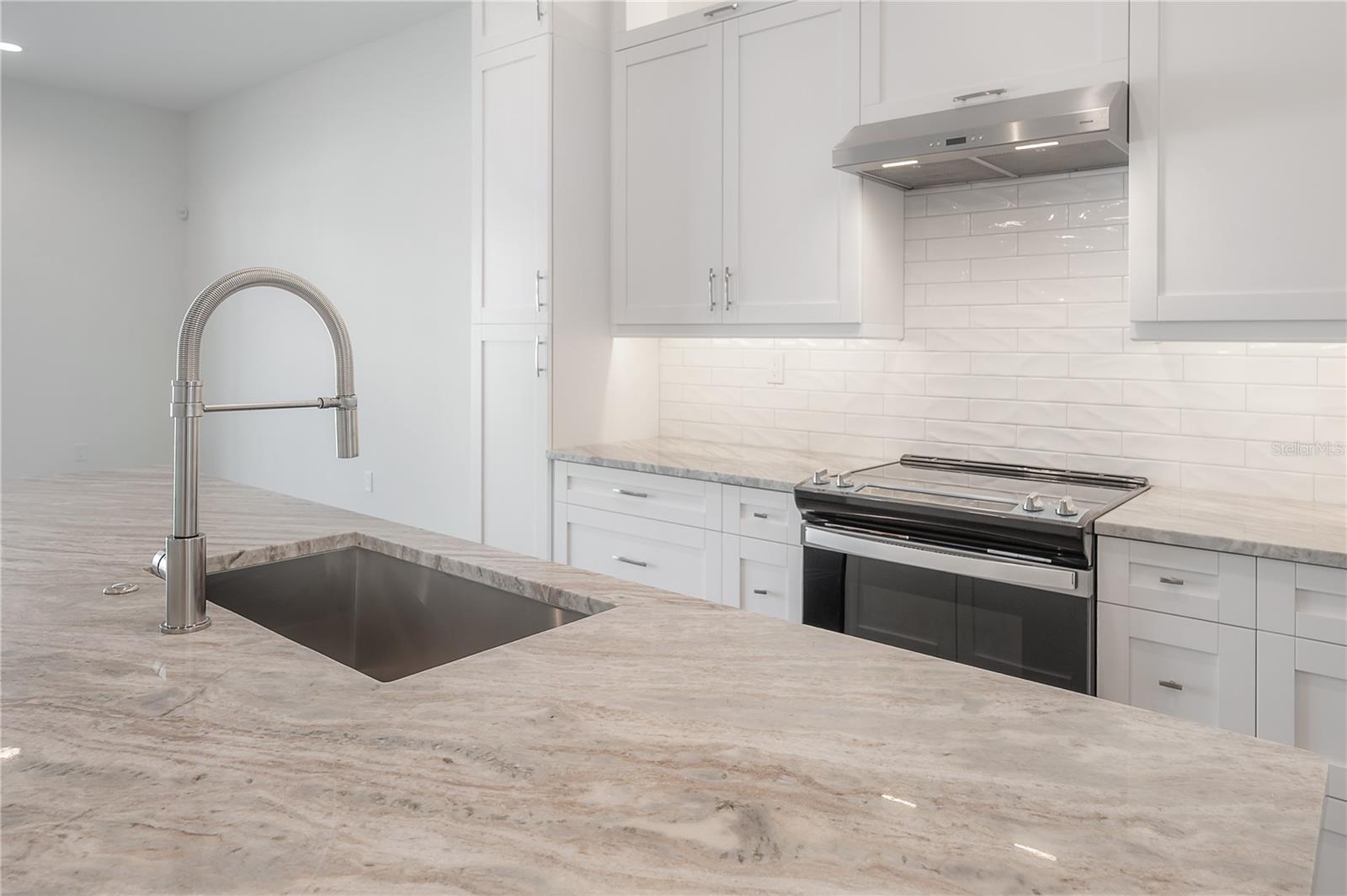 Image 17 of 70 For 5530 9th Street 4