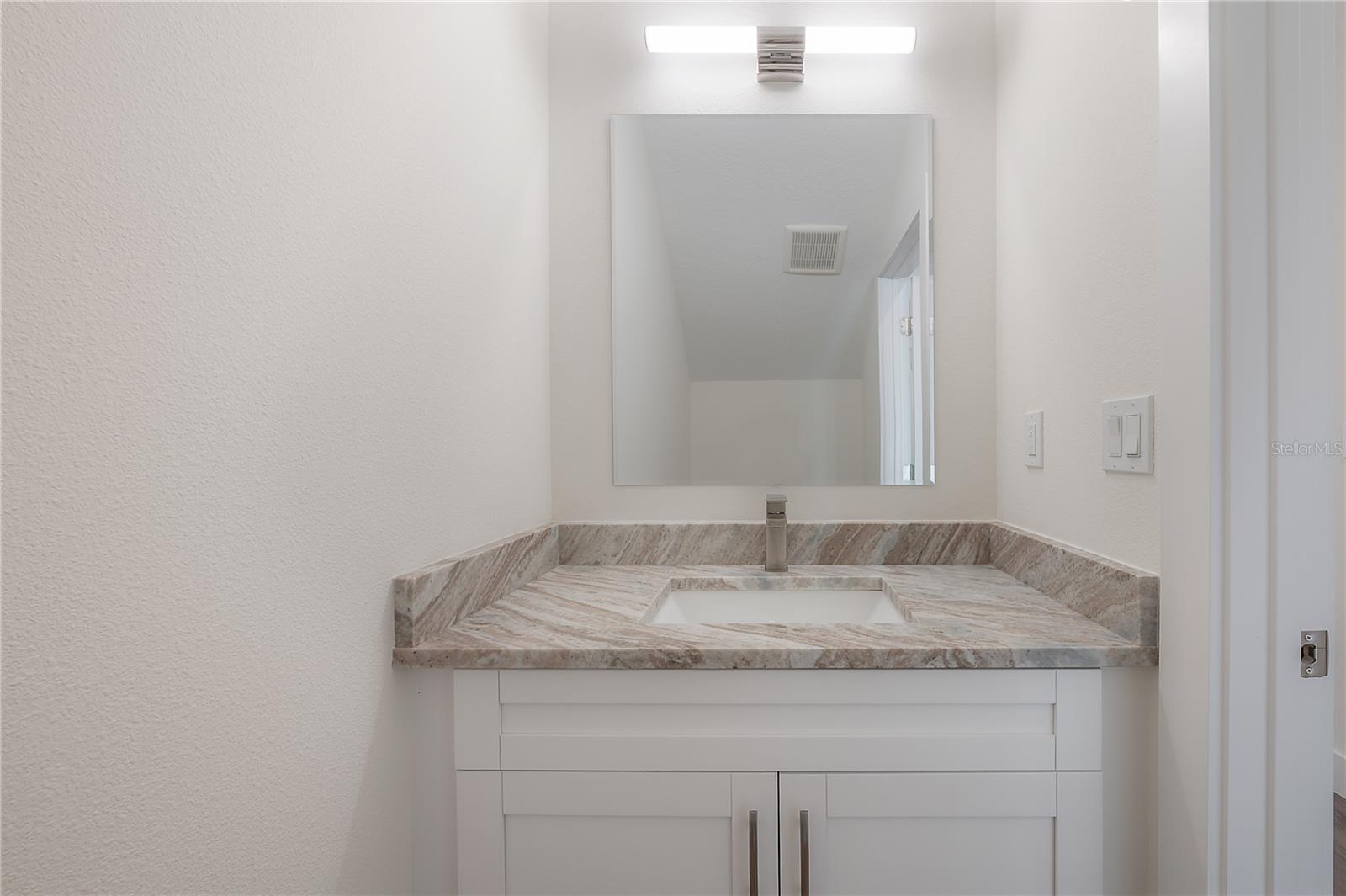 Image 28 of 70 For 5530 9th Street 4