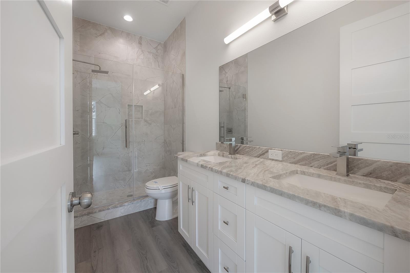 Image 42 of 70 For 5530 9th Street 4
