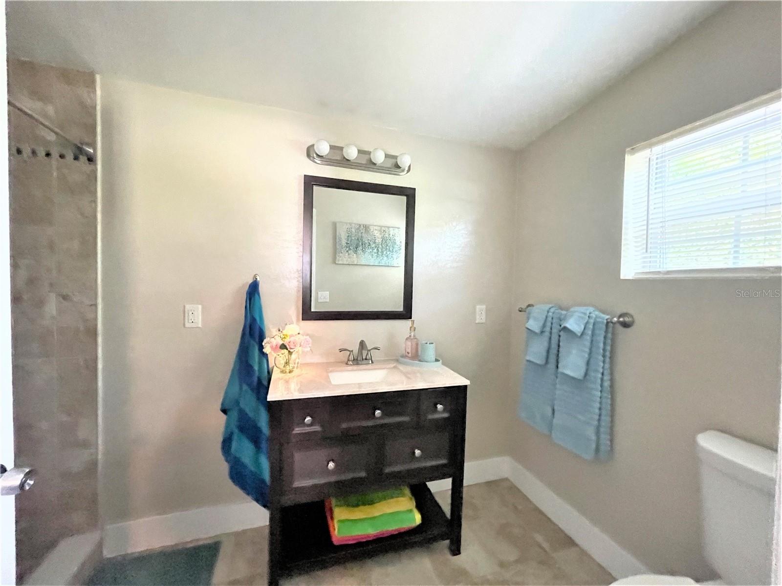 Image 23 of 35 For 5106 104th Street N