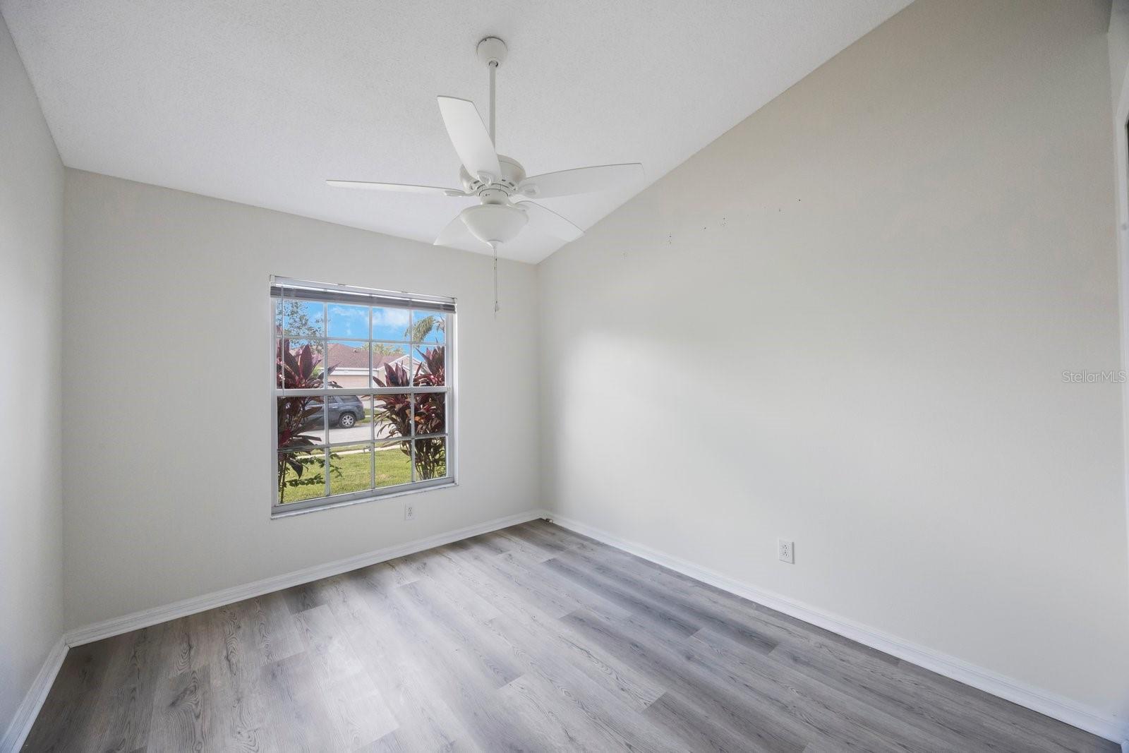 Image 41 of 47 For 4655 Runabout Way