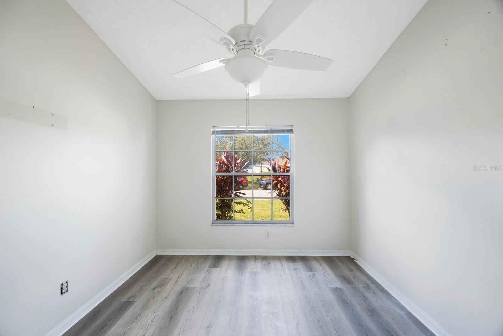 Image 42 of 47 For 4655 Runabout Way