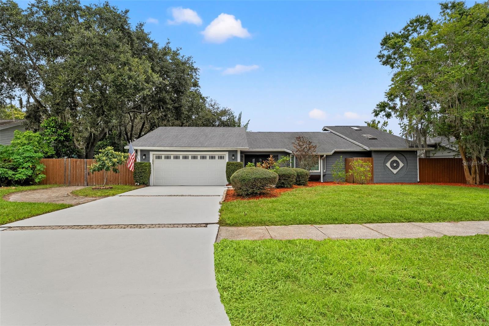 Details for 573 Whispering Lakes Boulevard, TARPON SPRINGS, FL 34688