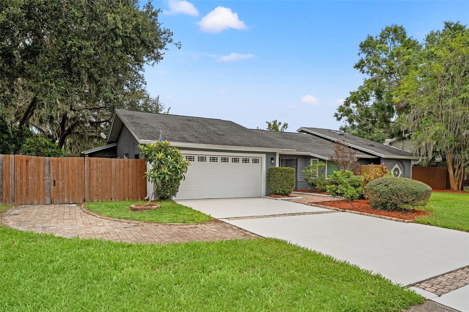 Image 2 of 50 For 573 Whispering Lakes Boulevard