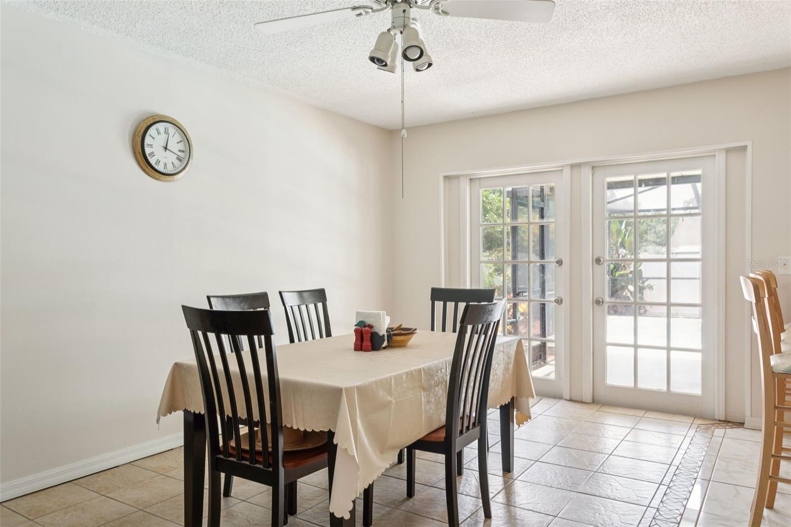 Image 12 of 39 For 11320 Carrollwood Estates Drive