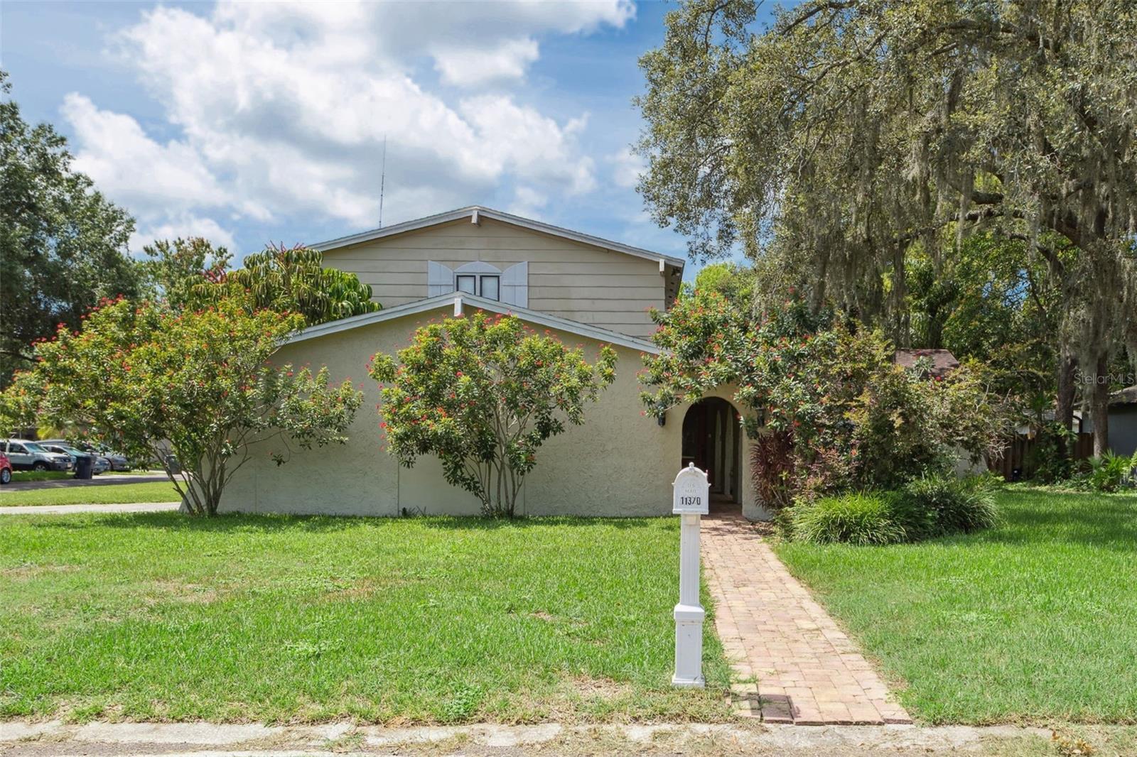 Image 2 of 39 For 11320 Carrollwood Estates Drive