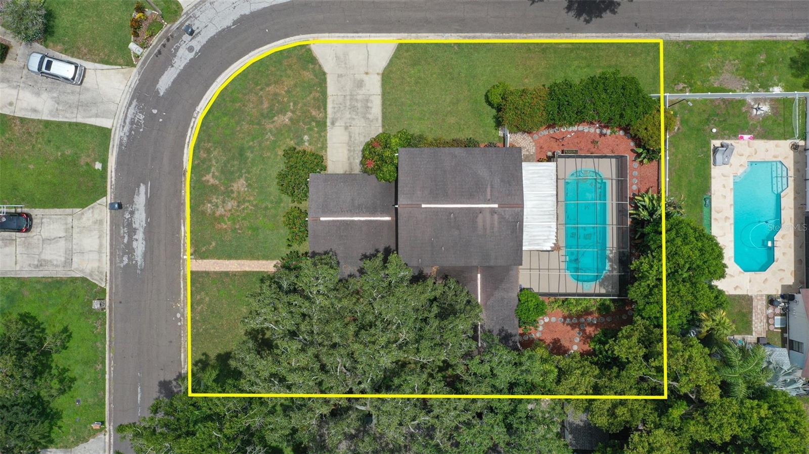 Image 36 of 39 For 11320 Carrollwood Estates Drive