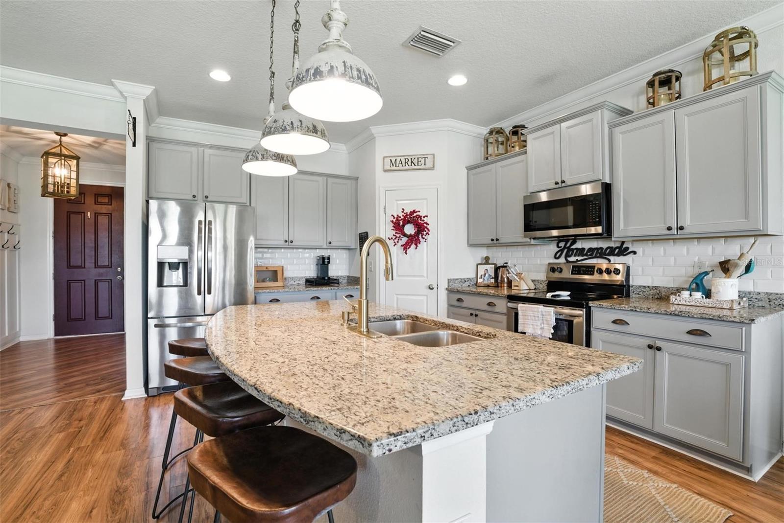 Image 8 of 43 For 10603 Avian Forrest Drive