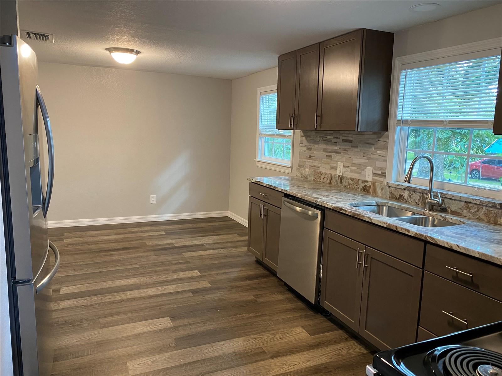 Image 12 of 43 For 4609 5th Street