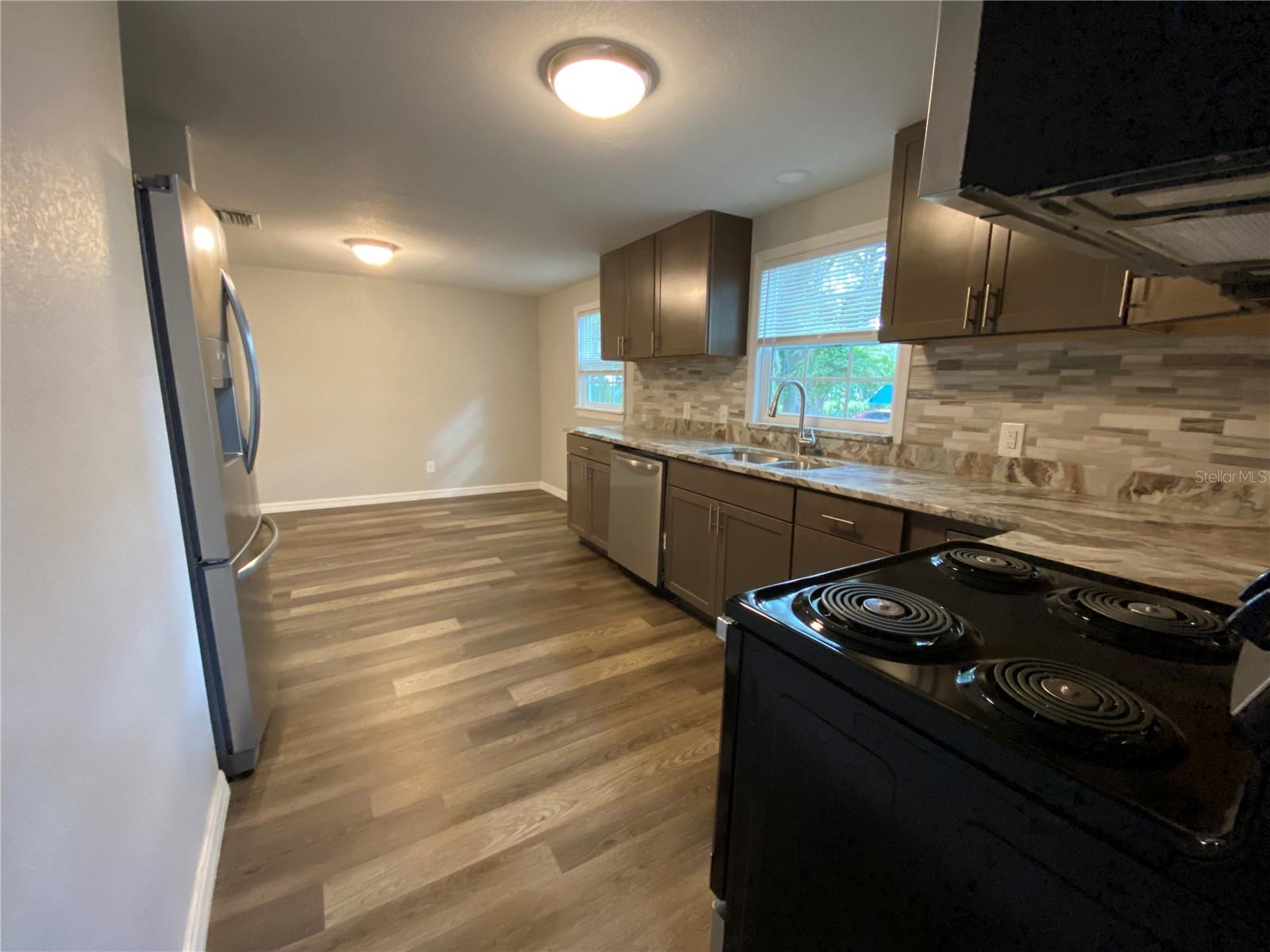 Image 13 of 43 For 4609 5th Street