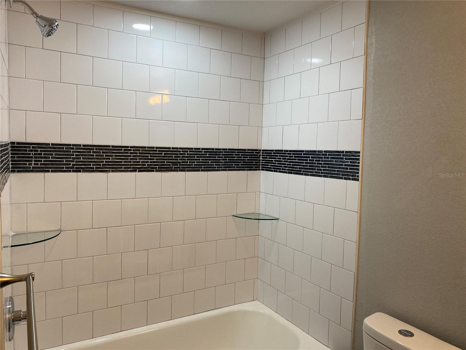 Image 16 of 43 For 4609 5th Street