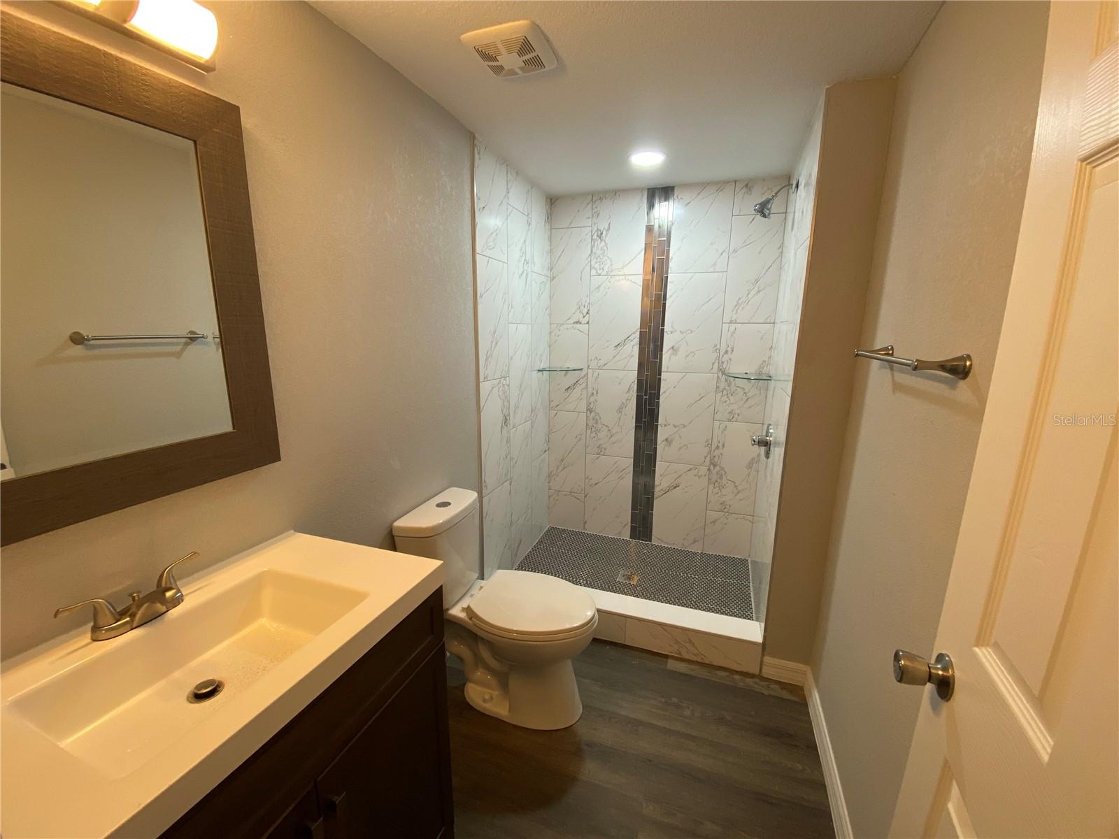 Image 25 of 43 For 4609 5th Street