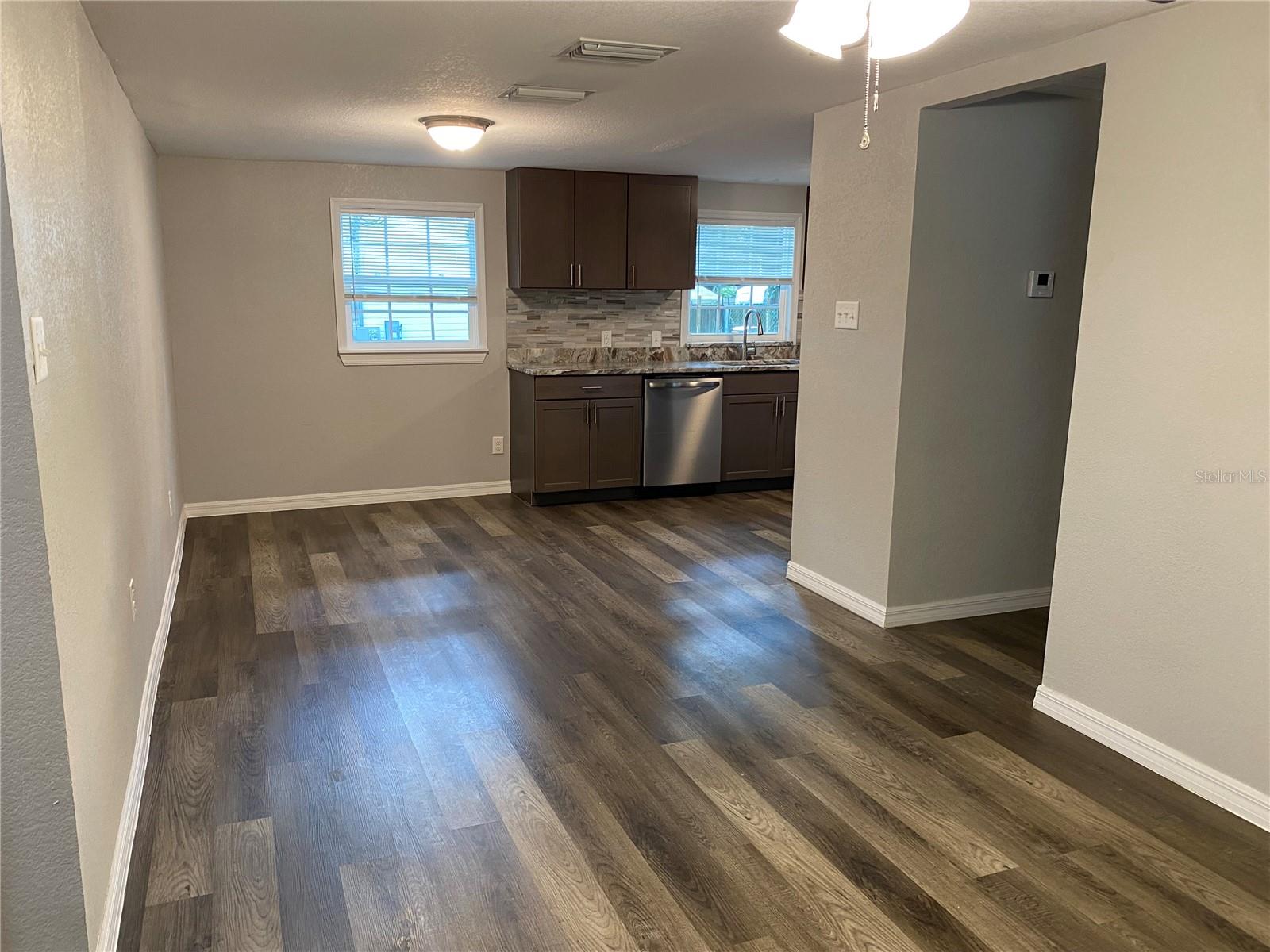 Image 3 of 43 For 4609 5th Street