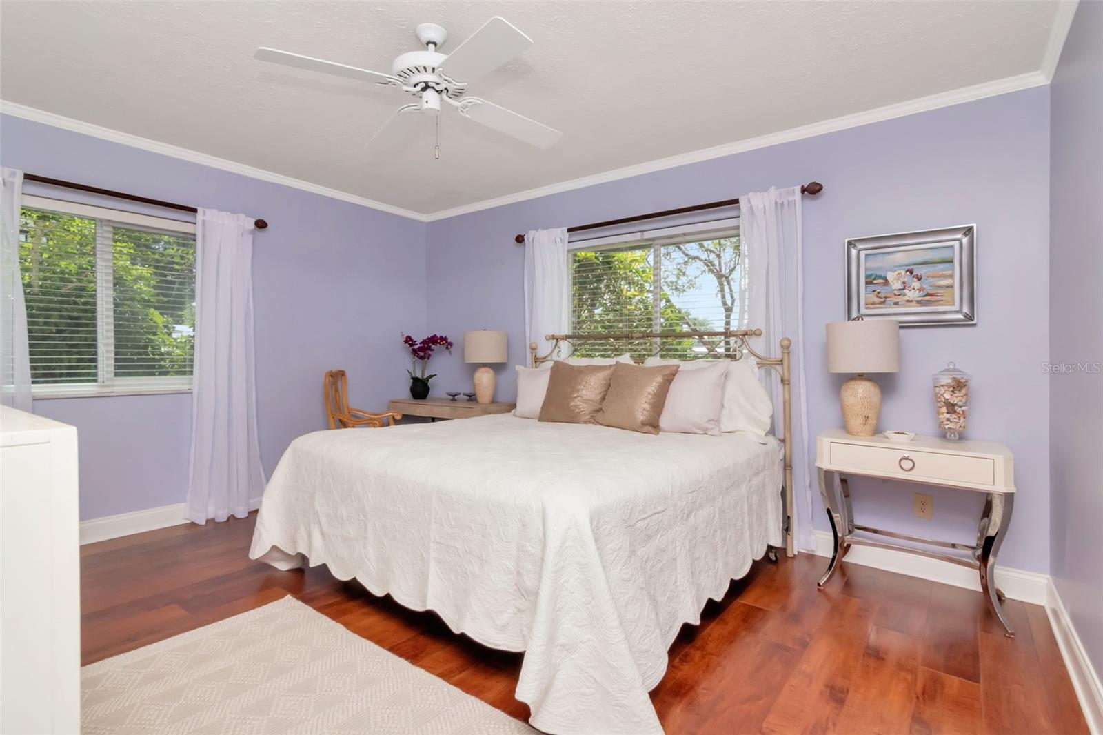 Listing photo id 34 for 5106 Poe Avenue