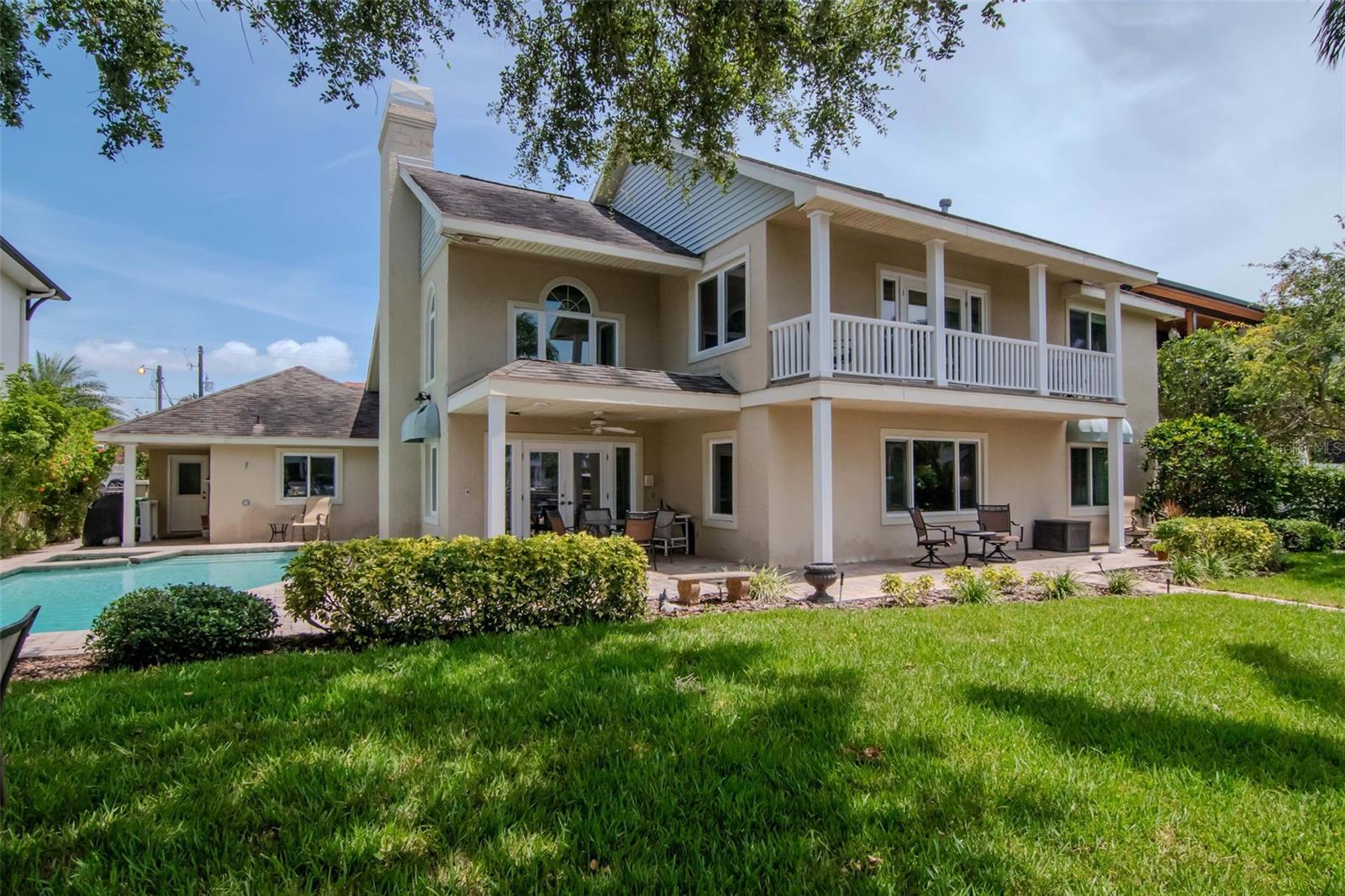 Listing photo id 53 for 5106 Poe Avenue