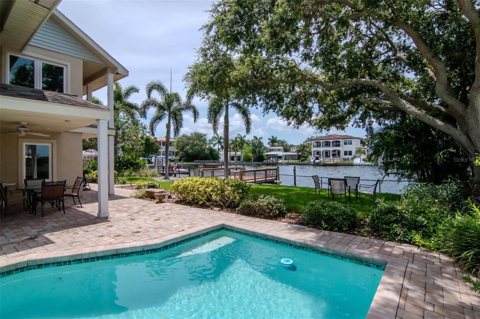 Listing photo id 58 for 5106 Poe Avenue