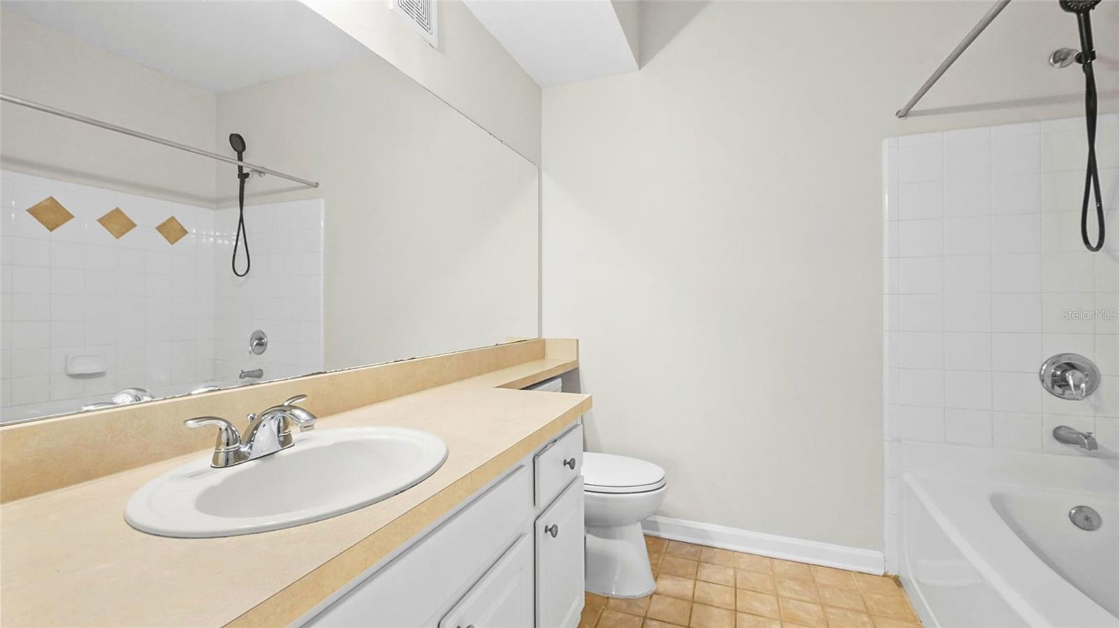 Image 11 of 25 For 4207 Dale Mabry Highway 6306