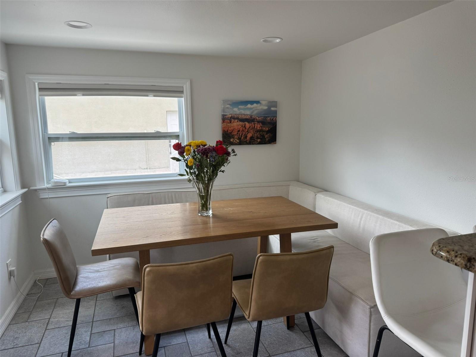 Image 15 of 49 For 136 25th Avenue N